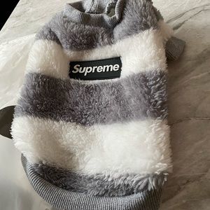 Xsmall dog sweater gray/white, furry